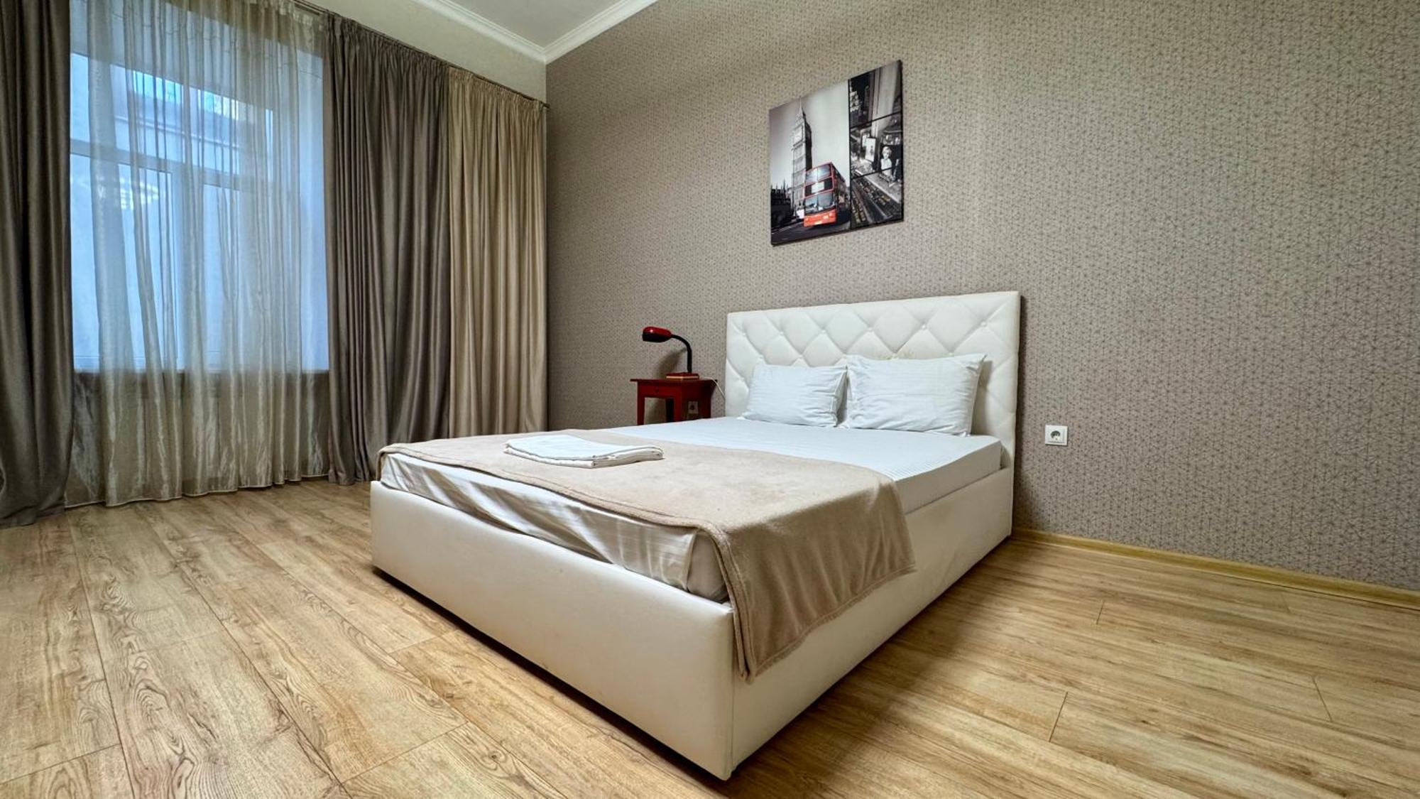 Central Apartments أوديسا المظهر الخارجي الصورة